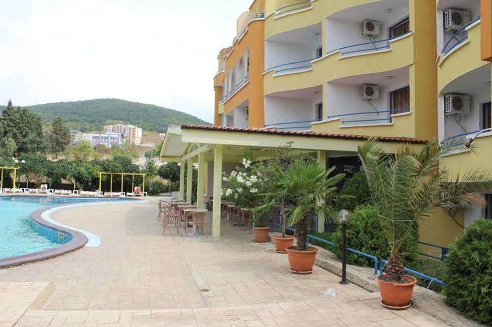 Siana Hotel Sveti Vlas Exteriör bild
