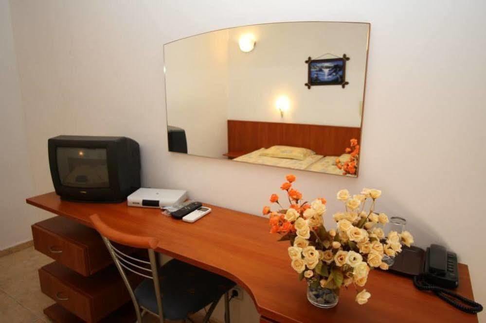 Siana Hotel Sveti Vlas Exteriör bild