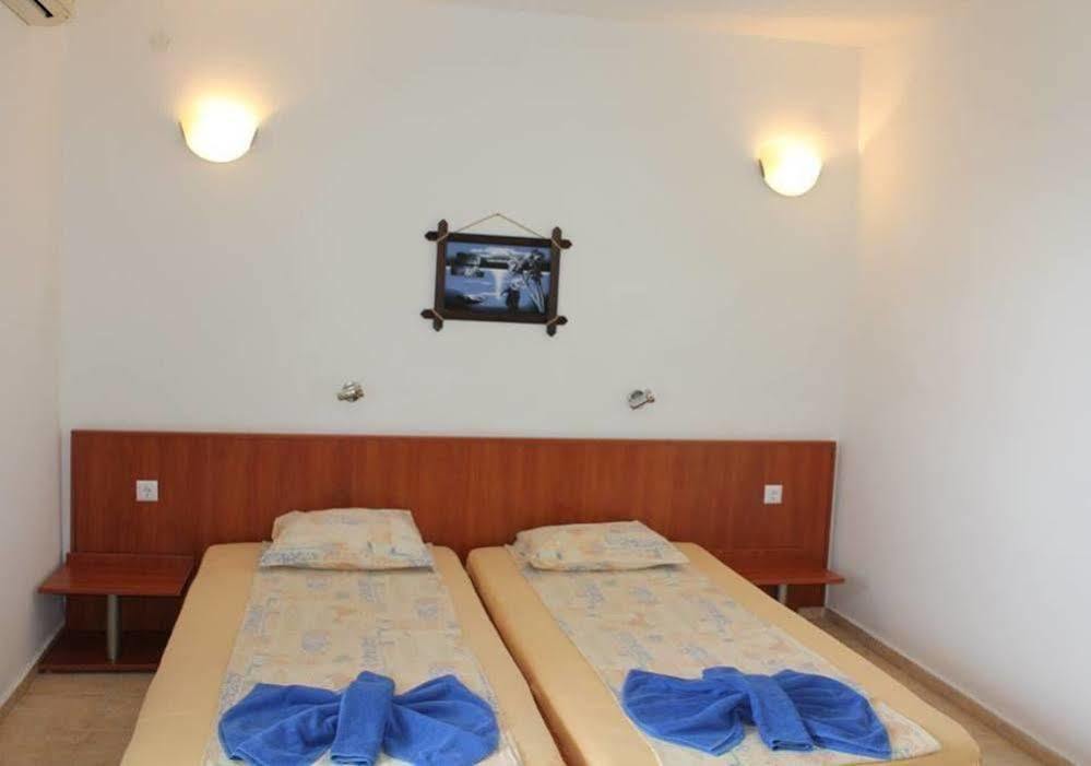 Siana Hotel Sveti Vlas Exteriör bild