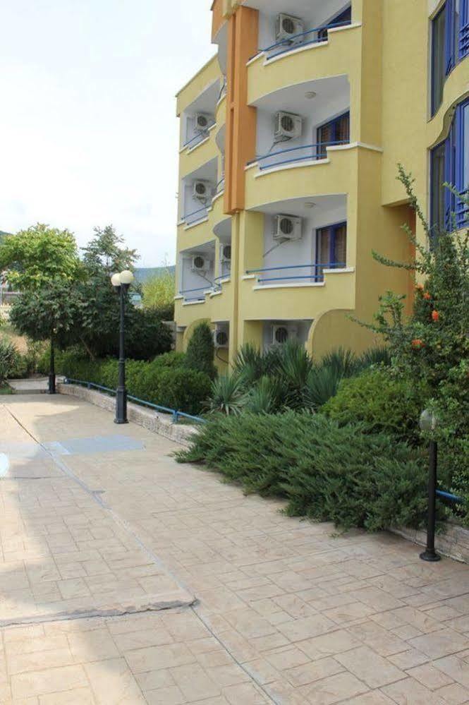 Siana Hotel Sveti Vlas Exteriör bild